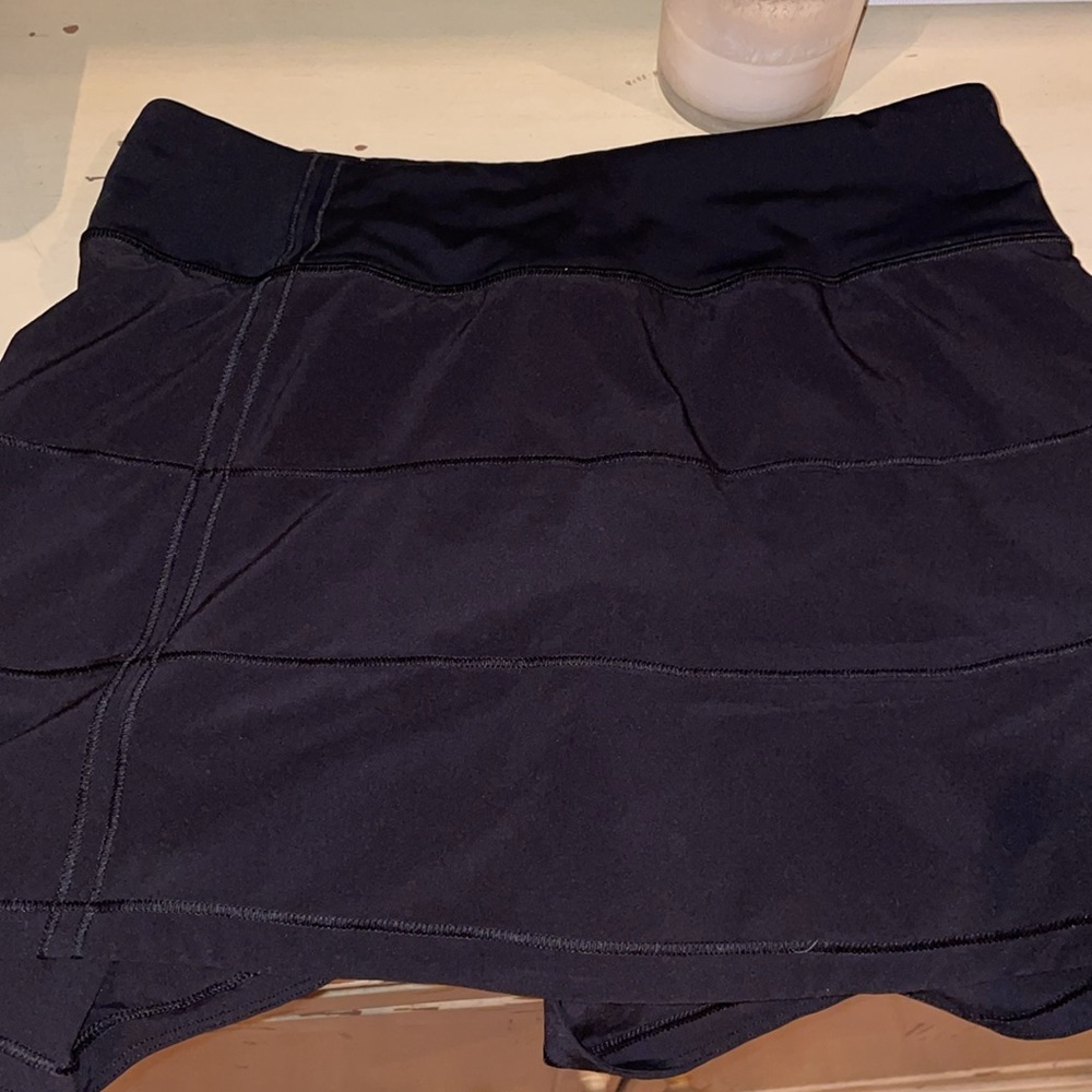 Lululemon pace revival mide rise skirt